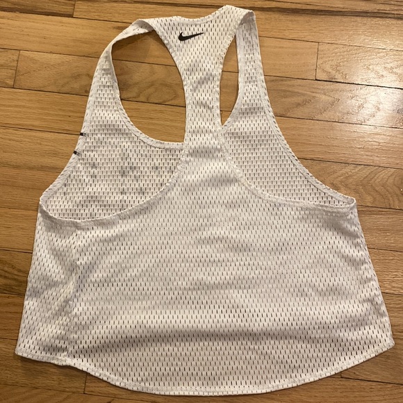White nike training top - Picture 2 of 2